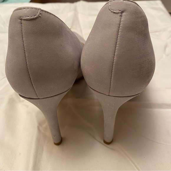 Clark women shoes, high heels, gray, pre owned - Picture 2 of 5
